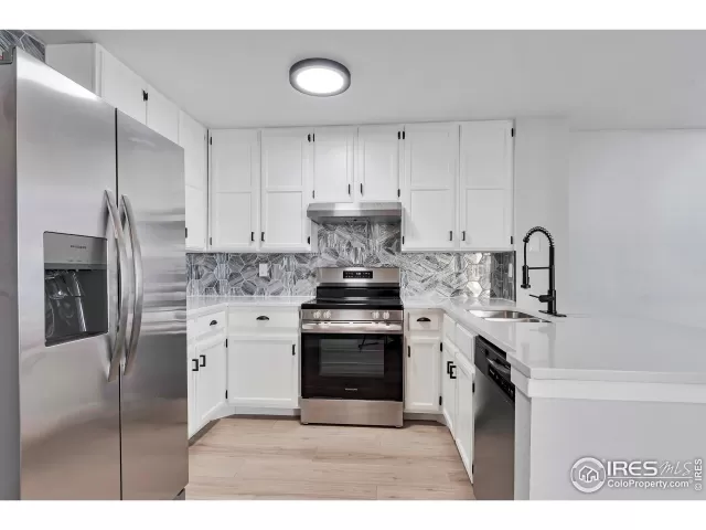 MLS: 1034109 Condo For Sale