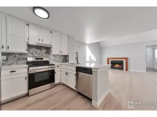 Photo #4: 1034109 Listing 