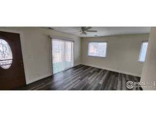 Photo #2: 1034336 Listing