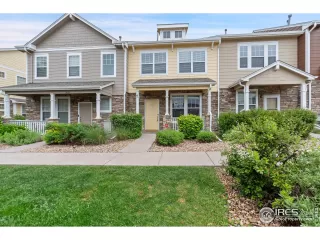More Details about MLS # 1034768 : 13624 GARFIELD ST B THORNTON CO 80602