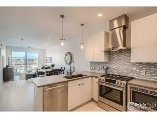 Photo #6: 1035669 Listing 