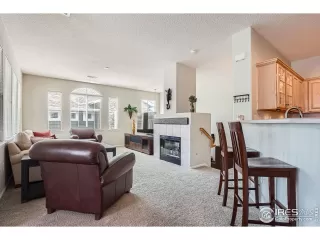 Photo #2: 1035787 Listing