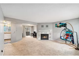 Photo #3: 1035842 Listing