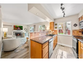 Photo #4: 1035919 Listing 