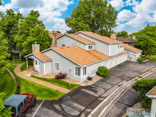 Photo #3: 1035924 Listing