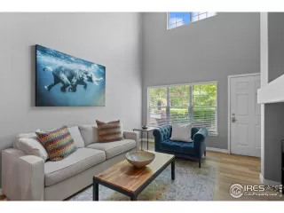 Photo #5: 1037544 Listing 