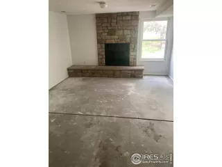 Photo #6: 1037665 Listing