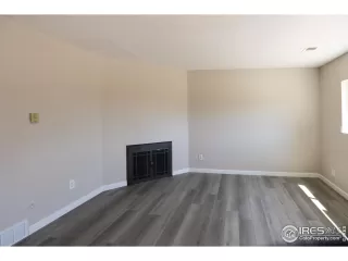 Photo #2: 1038253 Listing