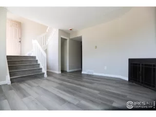 Photo #3: 1038253 Listing