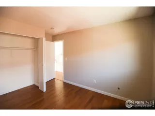 Photo #6: 1038253 Listing