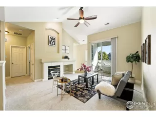 Photo #4: 1038294 Listing