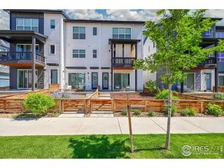 Photo #2: 1038540 Listing