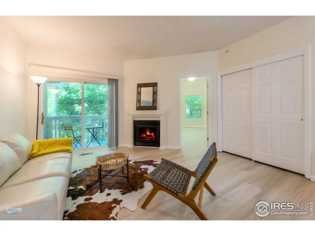 MLS: 1038687 Condo For Sale