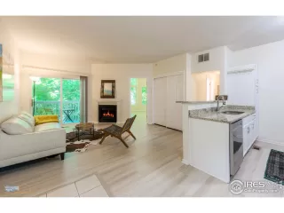 Photo #2: 1038687 Listing 