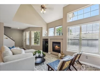 Photo #5: 1038772 Listing 