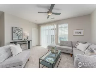 Photo #3: 1038841 Listing