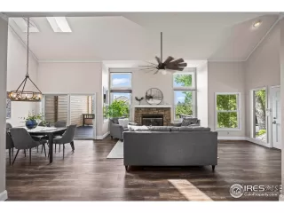 Photo #5: 1039025 Listing