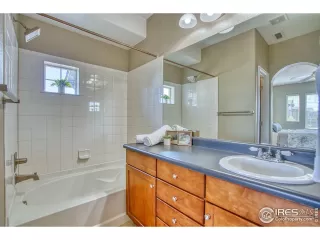 Photo #6: 1039228 Listing 