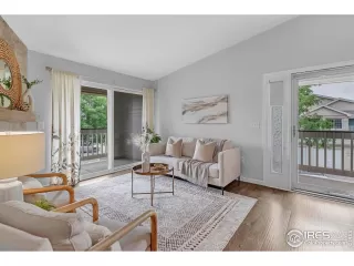 Photo #3: 1039413 Listing
