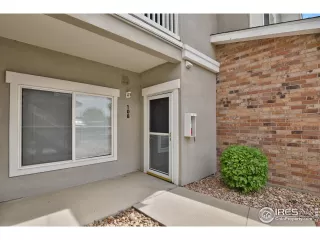 Photo #2: 1039587 Listing