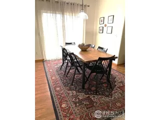 Photo #5: 1039789 Listing