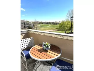 Photo #6: 1039789 Listing