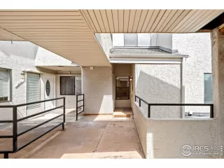 Photo #3: 1039854 Listing