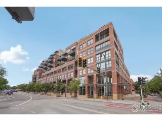 Photo #5: 1039943 Listing