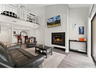 Browse active condo listings in CLUB MONACO