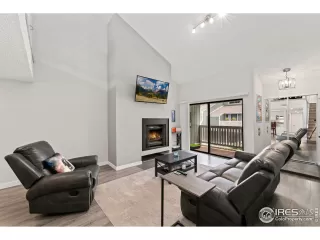 Photo #2: 1040044 Listing 