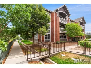 Photo #2: 1040301 Listing