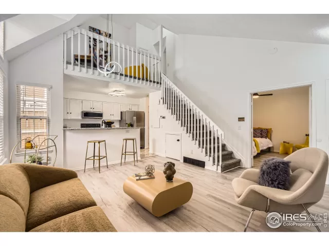 MLS: 1040570 Condo For Sale