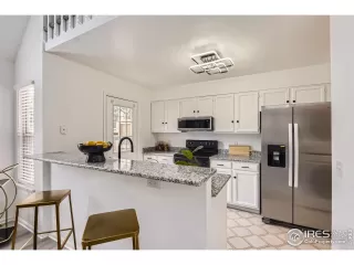 Photo #6: 1040570 Listing 