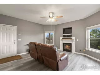 Photo #3: 1040588 Listing