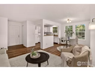 Photo #5: 1040603 Listing 