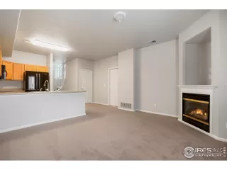 Photo #4: 1040605 Listing