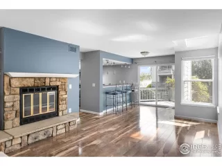 Photo #2: 1040783 Listing