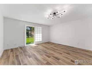 Photo #5: 1040810 Listing 