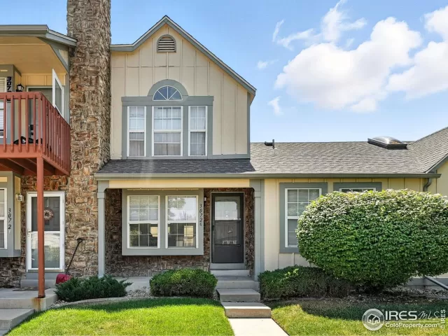 MLS: 1040890 Condo For Sale