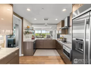 Photo #4: 1041459 Listing 