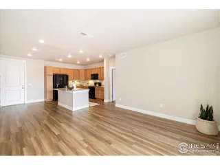 Photo #3: 1041632 Listing 