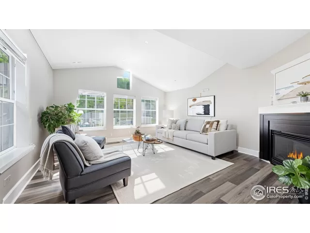 MLS: 1041744 Condo For Sale