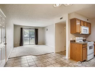 Photo #2: 1042001 Listing