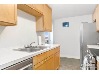 Photo #3: 1042230 Listing 