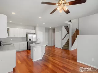 Photo #3: 1042471 Listing 