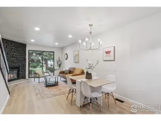 Photo #5: 1042474 Listing