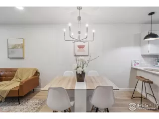 Photo #6: 1042474 Listing