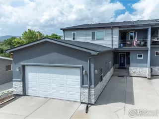 Photo #2: 1042514 Listing