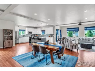 Photo #3: 1042514 Listing