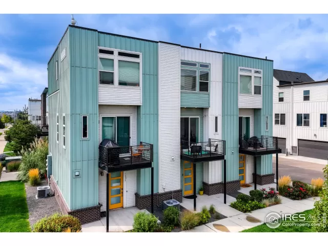 MLS: 1042531 Condo For Sale